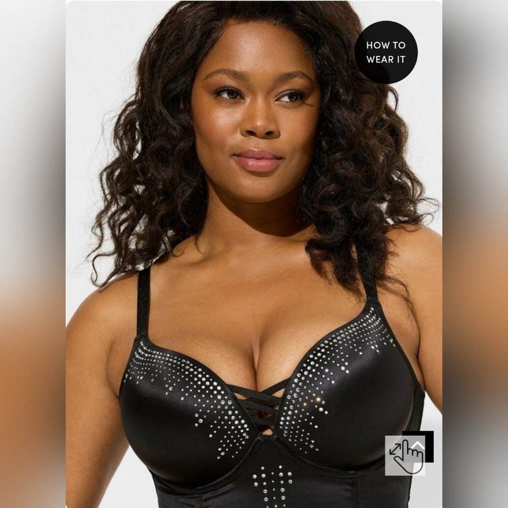 Torrid XO Plunge Push Up Bra NWT - Picture 3 of 5